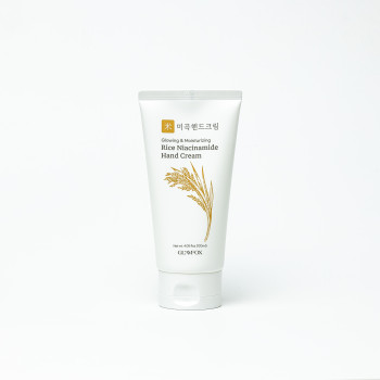 Солнцезащитные средства Солнцезащитные средства